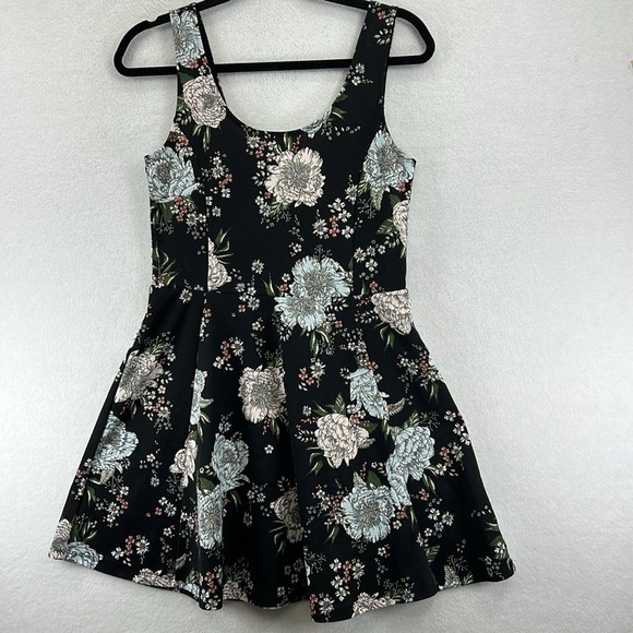 Divided Fit/Flare Dress Size 12* Black White Pink Polyester/Elastane EUC - Picture 1 of 10